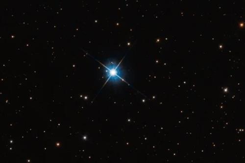 هابل برای نخستین بار جرم یک ستاره مرده را اندازه گرفت