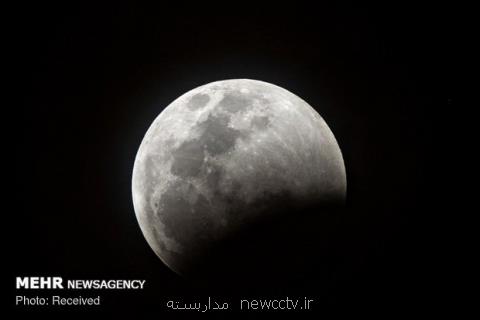 مواد تشكیل دهنده ماه و زمین یكسان است
