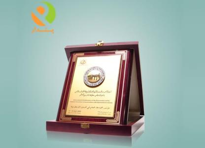 طراحی بج سینه